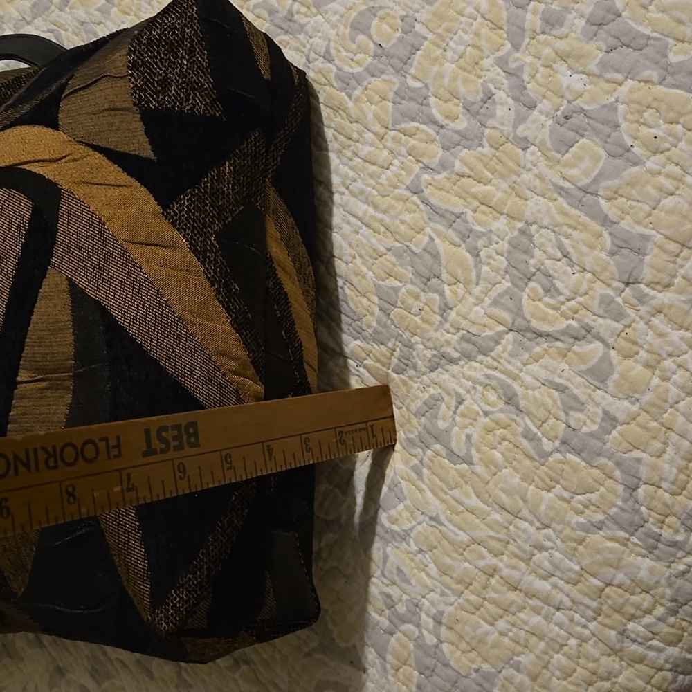 Maggie A Settle Elegant Black and Brown Women's Bag - Picture 6 of 8